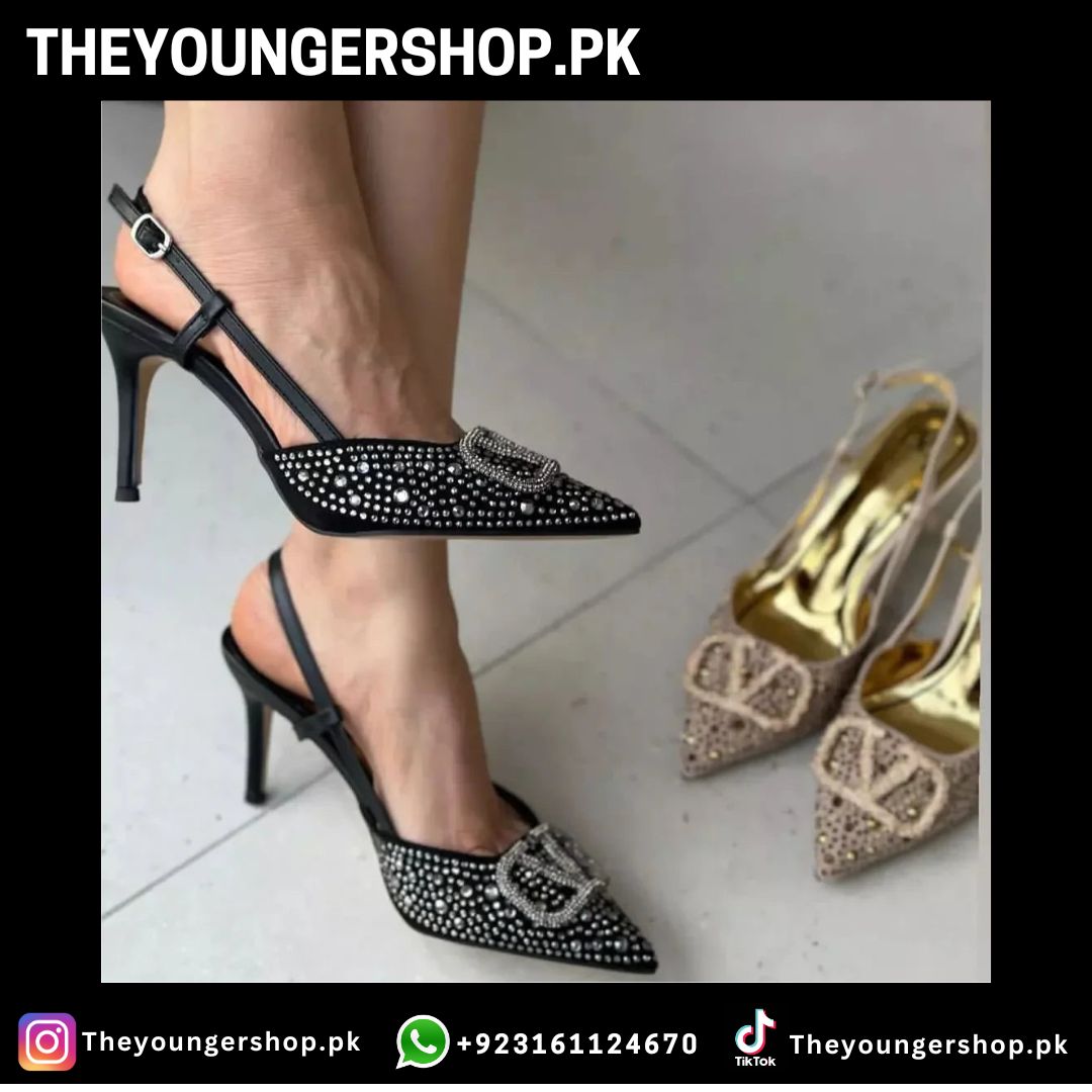 VLOGO SIGNATURE PUMPS - BLACK (SILVER)