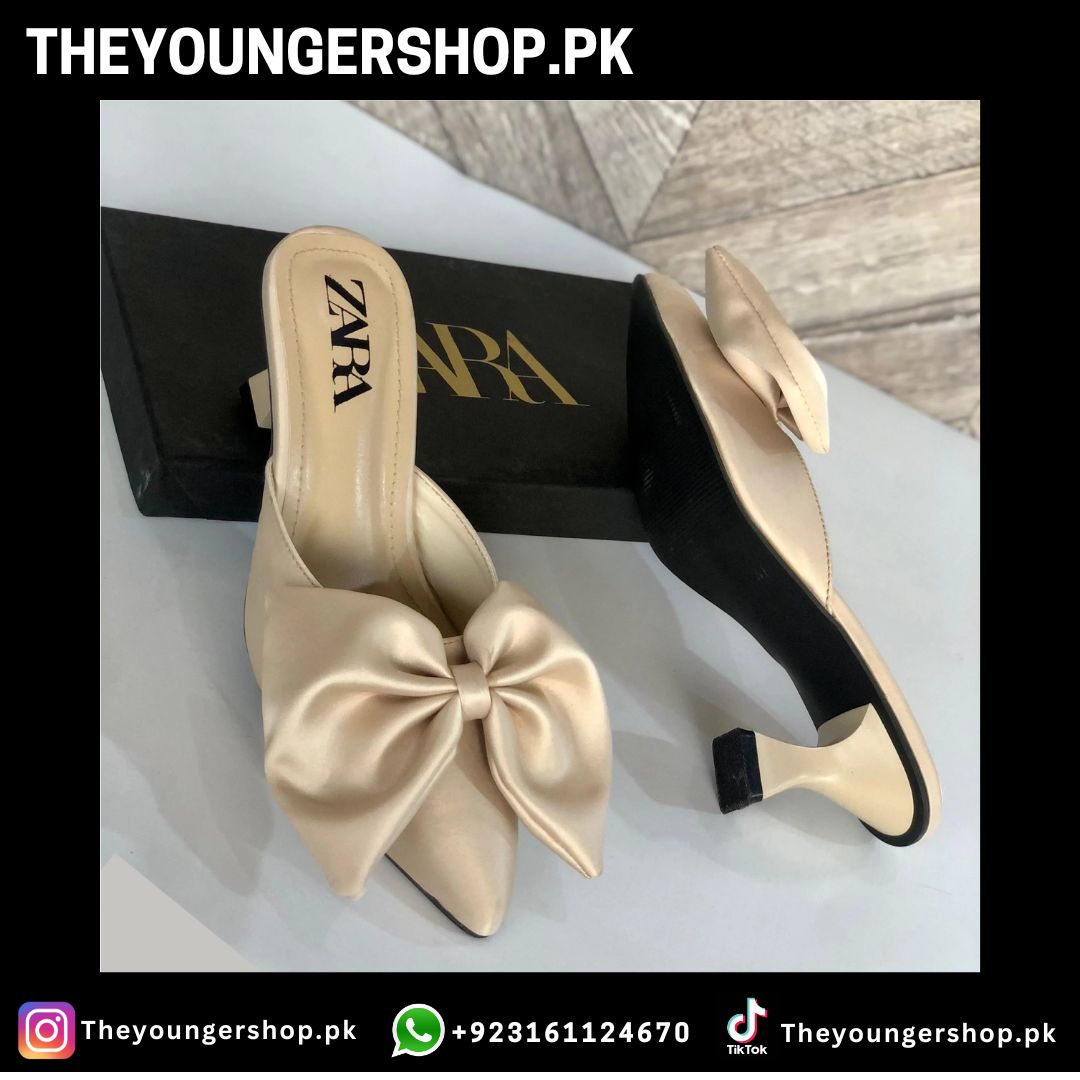 THEYOUNGERSHOP POINTED KITTEN HEELS - CREAM